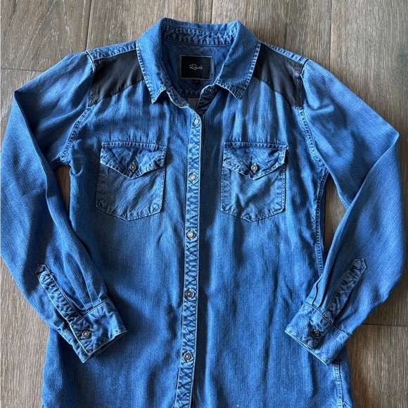 Rails women’s Ashlyn chambray faux leather button down shirt size medium - Picture 3 of 11